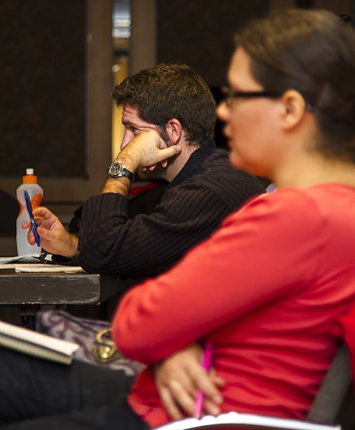 La directora Lucía Rodríguez-Pschorr durante un ensayo. /J.P. DE LA CRUZ