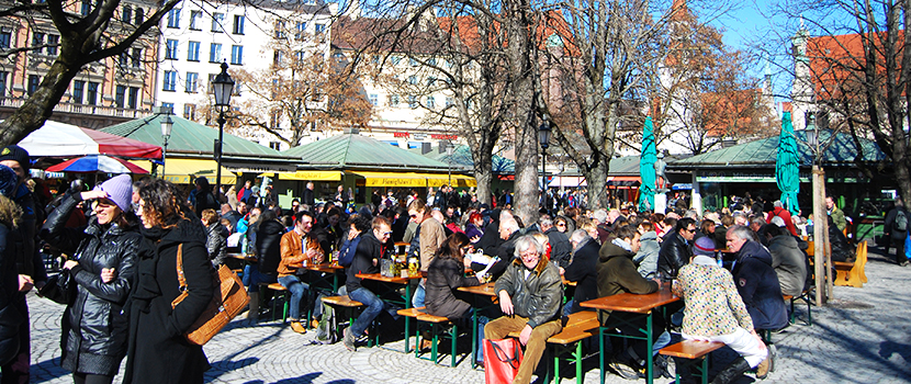 24 de febrer de 2012, primer dia de sol i 'biergarten', a Viktualienmarkt