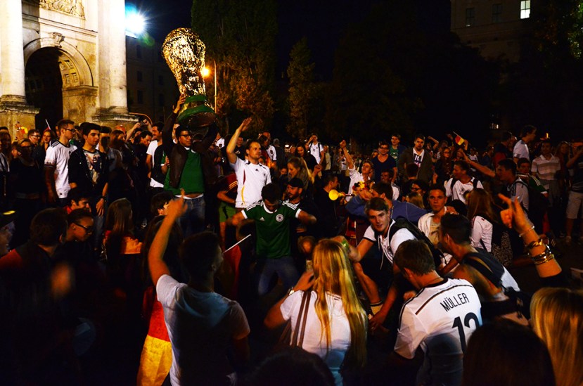 Celebración I: estamos que lo petamos