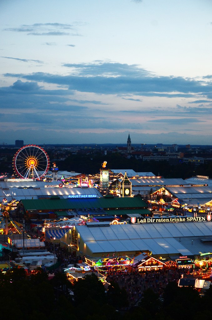 El Wiesn des Sankt Paul; les carpes de cervesa